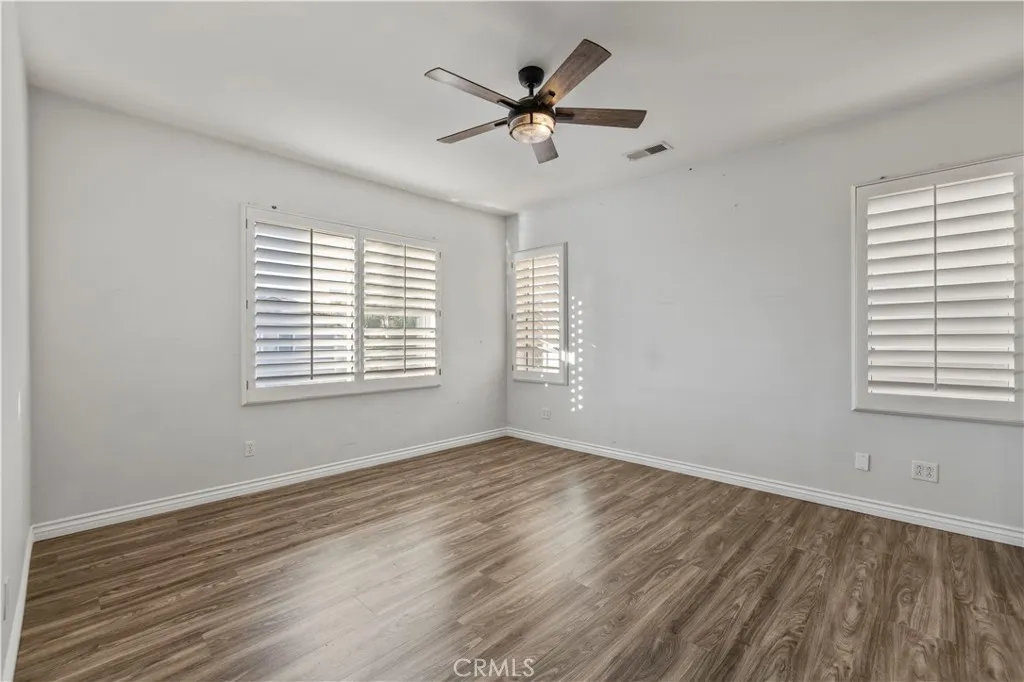 28251 Infinity, Saugus, California 91390 home-pic-35